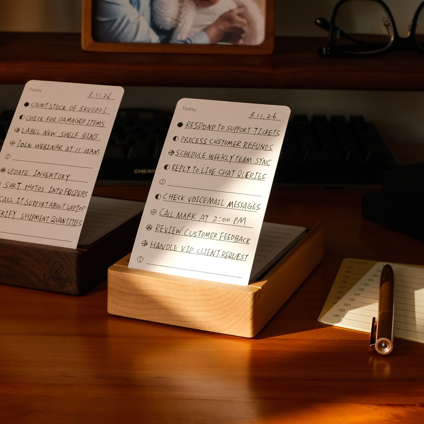 Personalized Wooden Daily Planning Stand