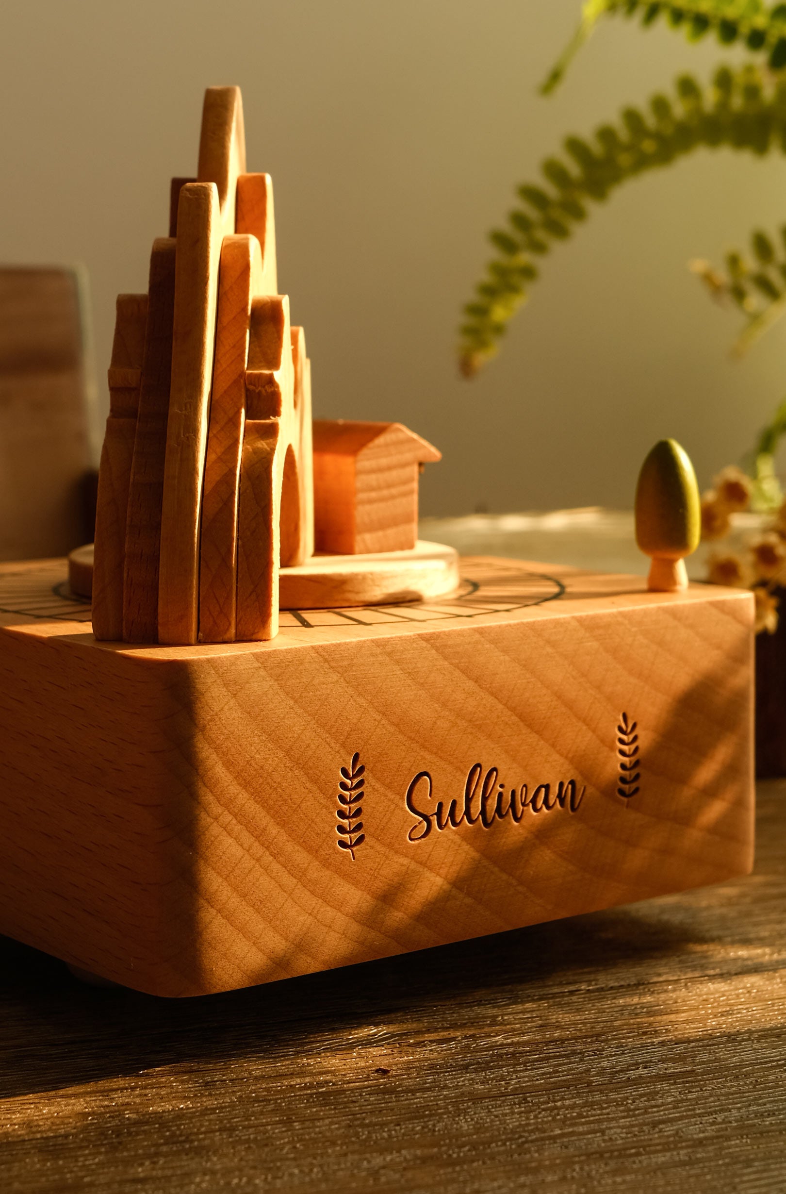 Personalized Wooden Music Box - The Princess and Prince